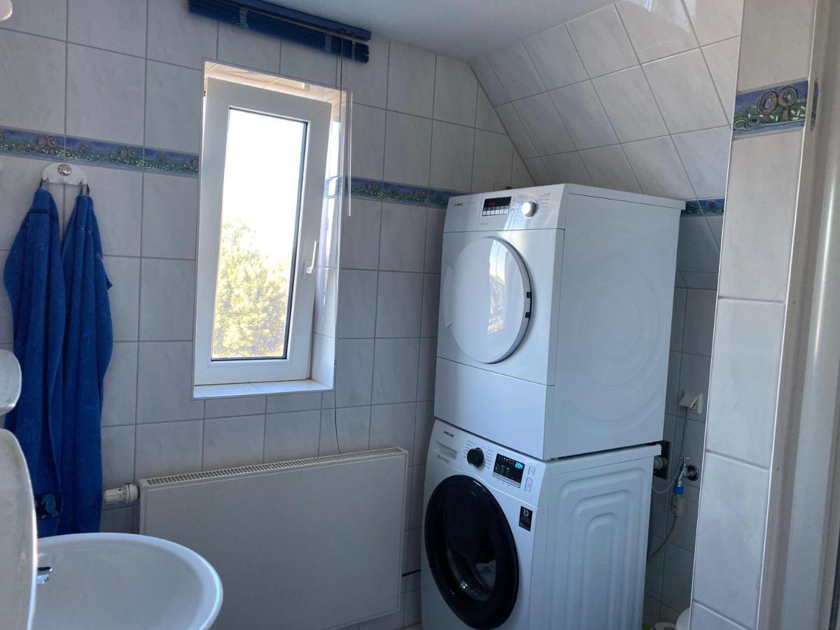 Ferienwohnung Marina Am Ryck ไกรฟ์สวัลด์ ภายนอก รูปภาพ