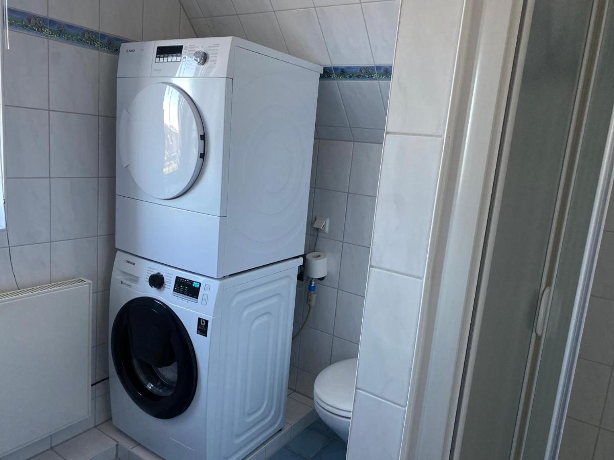 Ferienwohnung Marina Am Ryck ไกรฟ์สวัลด์ ภายนอก รูปภาพ